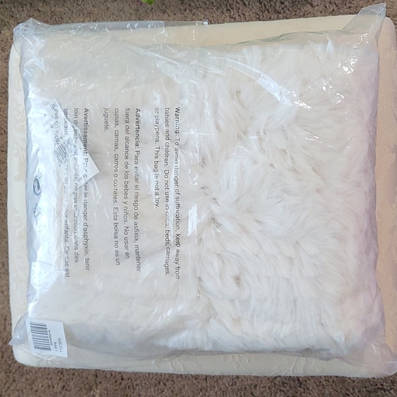 Steve Madden Faux-Fur Infinity Scarf - Picture 6 of 6